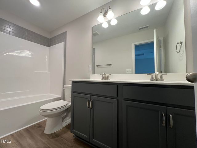 172 London Drive, Raeford, NC 28376