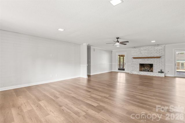 1178 NC 182 Highway, Lincolnton, NC 28092