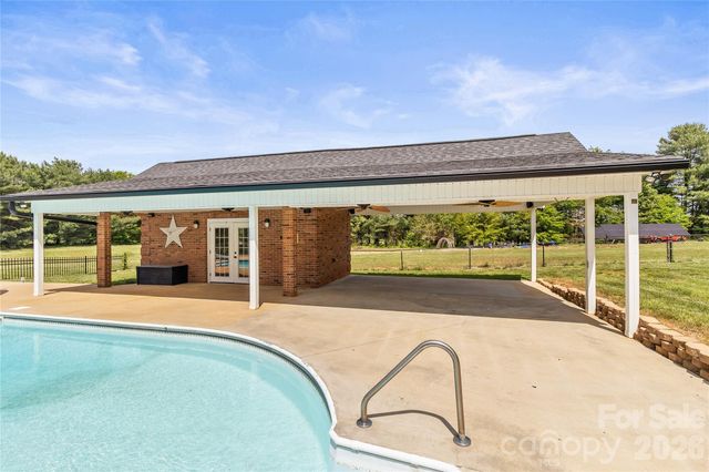 1178 NC 182 Highway, Lincolnton, NC 28092