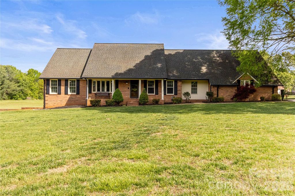 1178 NC 182 Highway, Lincolnton, NC 28092