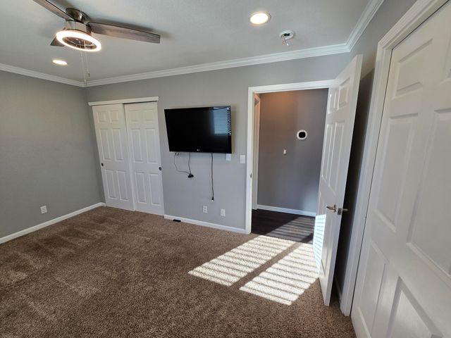 1070 Dara Court, Redding, CA 96003