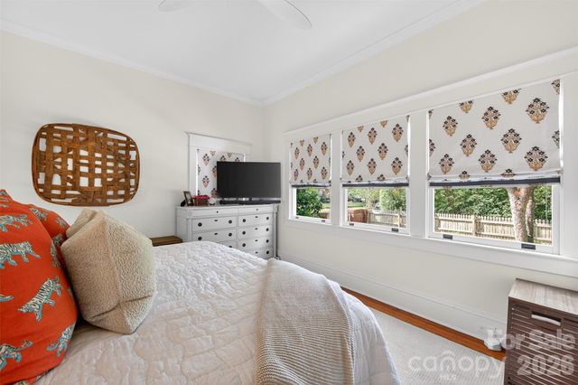 828 E Worthington Avenue, Charlotte, NC 28203