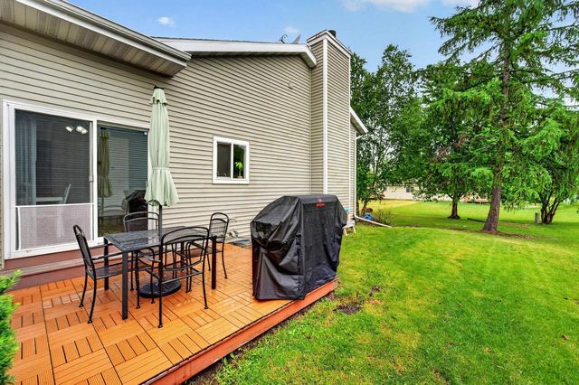 237 W Parkview Street, Cottage Grove, WI 53527
