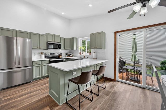 237 W Parkview Street, Cottage Grove, WI 53527
