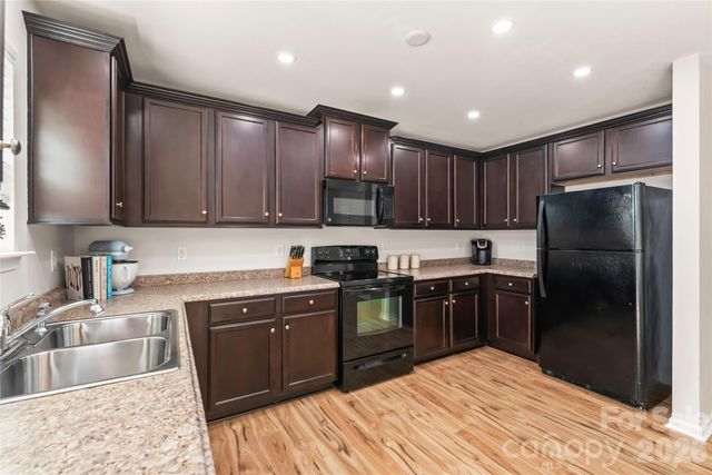 4166 Cordell Court, Midland, NC 28107