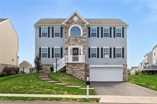 230 Horse Shoe Dr, Findlay Twp, PA 15026
