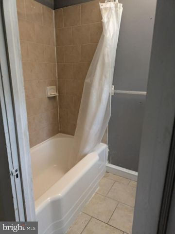 932 TOWNSHIP LINE RD, Elkins Park, PA 19027