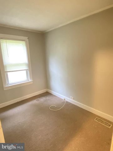 932 TOWNSHIP LINE RD, Elkins Park, PA 19027