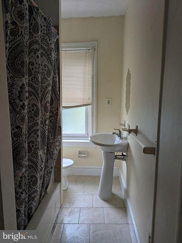 932 TOWNSHIP LINE RD, Elkins Park, PA 19027