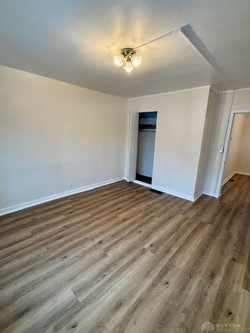 1866 Maiden Lane, Springfield, OH 45504