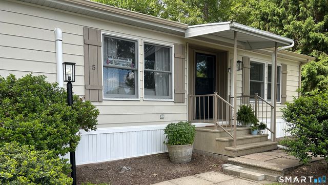 5 Stonewall Drive 5, Killingworth, CT 06419