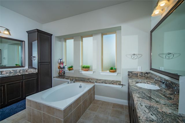 2363 Ambassador Court, Heath, TX 75126