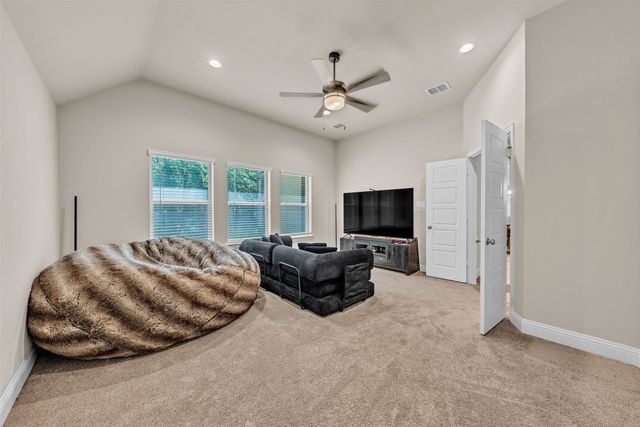 250 Red Top Road, Poolville, TX 76487