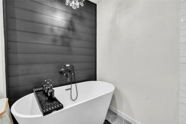 2010 Clearview Drive, Midlothian, TX 76065