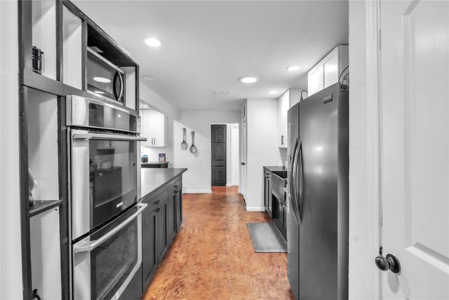 2010 Clearview Drive, Midlothian, TX 76065