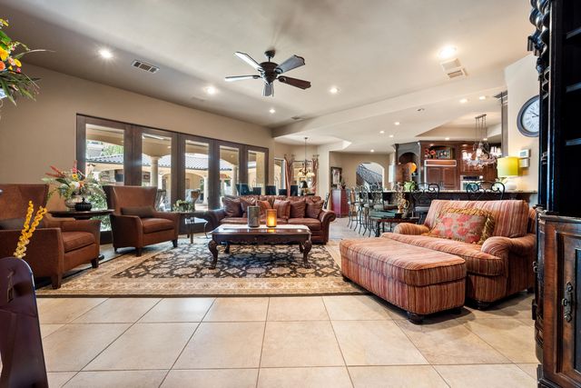 201 Duval Drive, Levelland, TX 79336