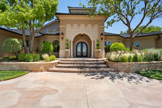 201 Duval Drive, Levelland, TX 79336