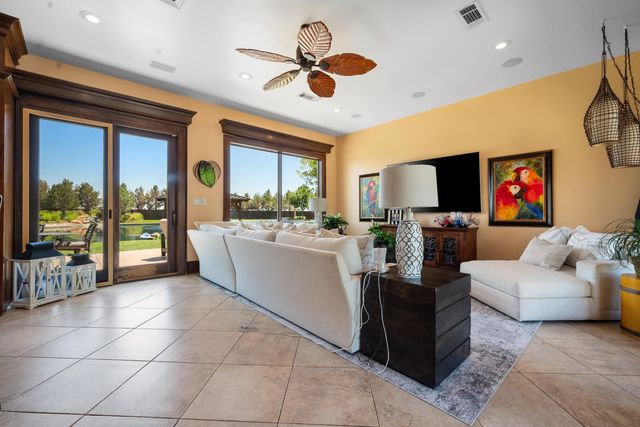 201 Duval Drive, Levelland, TX 79336