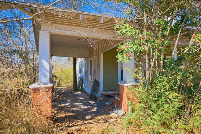 501 N Spring Street, Grand Saline, TX 75140