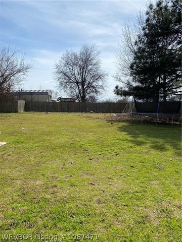 3908 Kingsberry Drive, Van Buren, AR 72956