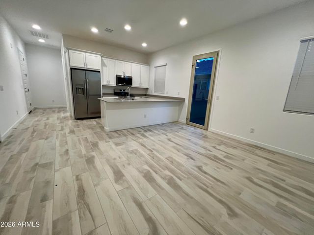 4319 E SILO Drive, Gilbert, AZ 85296