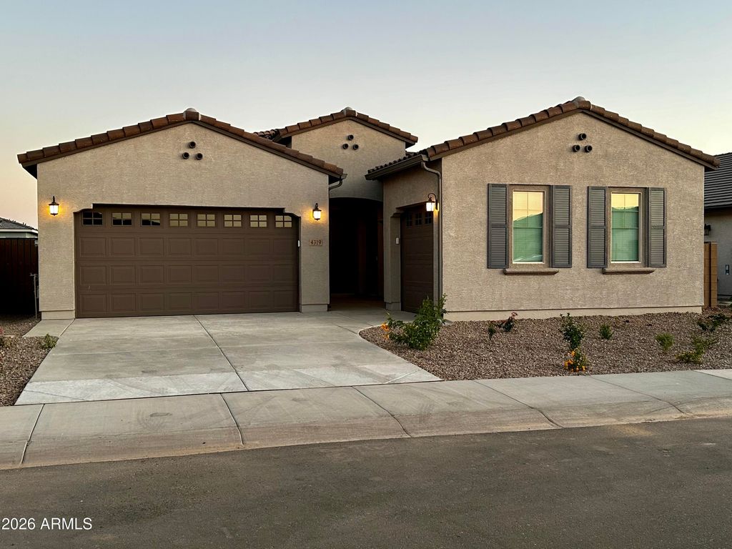 4319 E SILO Drive, Gilbert, AZ 85296