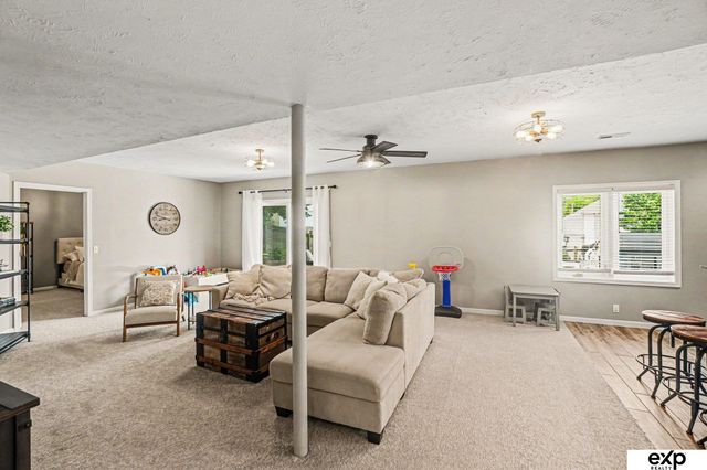 13510 Hillsborough Drive, Omaha, NE 68164