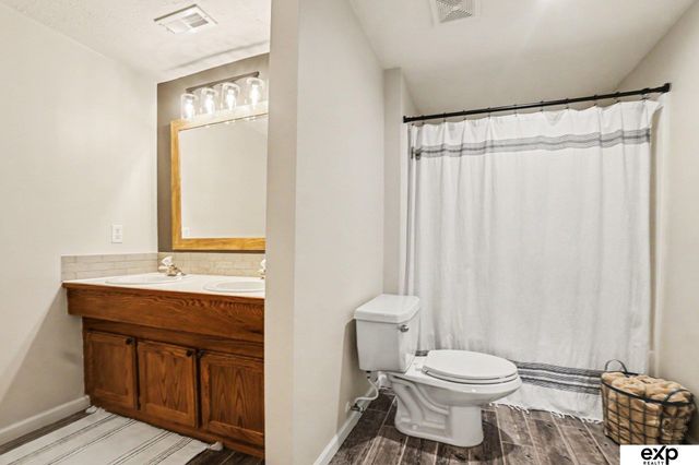 13510 Hillsborough Drive, Omaha, NE 68164