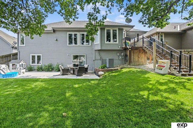 13510 Hillsborough Drive, Omaha, NE 68164