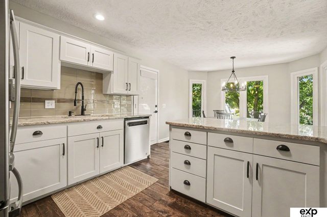 13510 Hillsborough Drive, Omaha, NE 68164