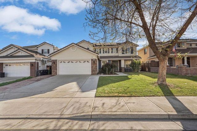 4526 Oakridge Dr, Tracy, CA 95377