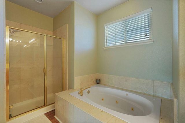 4526 Oakridge Dr, Tracy, CA 95377