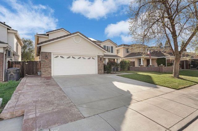 4526 Oakridge Dr, Tracy, CA 95377