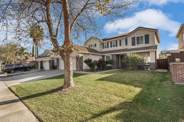 4526 Oakridge Dr, Tracy, CA 95377