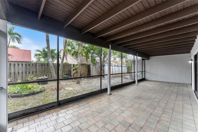7138 NW 49th Place, Lauderhill, FL 33319
