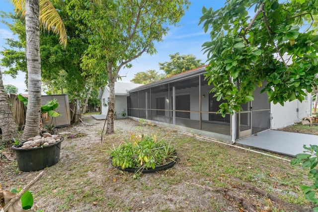 7138 NW 49th Place, Lauderhill, FL 33319