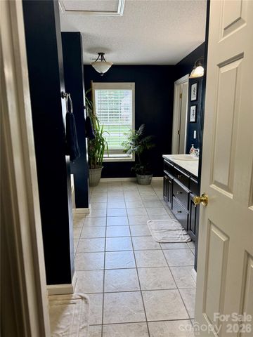97 Freshfield Drive, Hudson, NC 28638