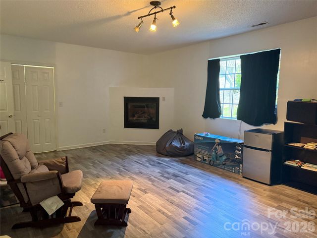 97 Freshfield Drive, Hudson, NC 28638