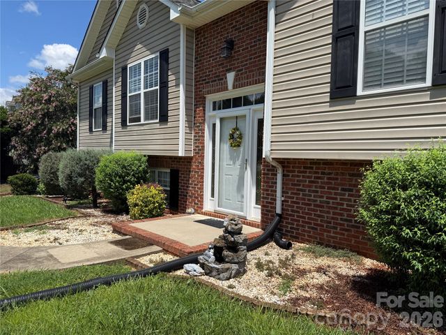 97 Freshfield Drive, Hudson, NC 28638