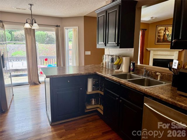 97 Freshfield Drive, Hudson, NC 28638