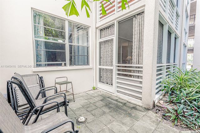 2601 NW 48th Ter 145, Lauderdale Lakes, FL 33313