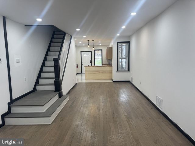 231 E A ST, Girardville, PA 17935