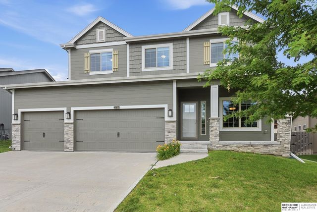 4801 N 181st Street, Elkhorn, NE 68022