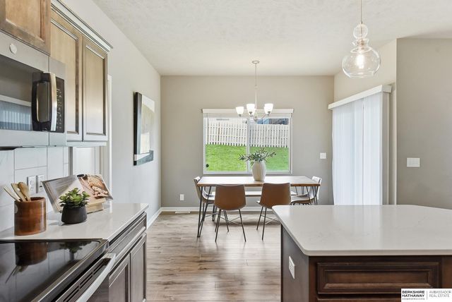 4801 N 181st Street, Elkhorn, NE 68022