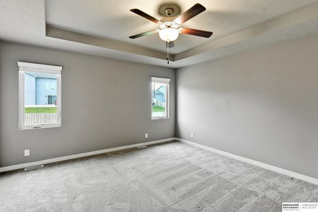 4801 N 181st Street, Elkhorn, NE 68022