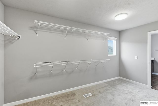 4801 N 181st Street, Elkhorn, NE 68022