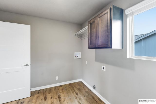 4801 N 181st Street, Elkhorn, NE 68022