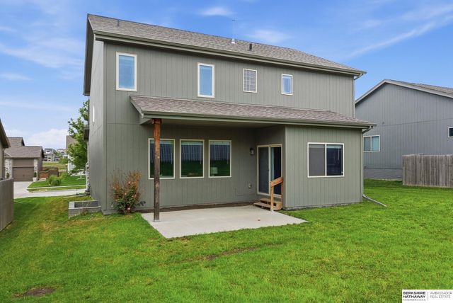 4801 N 181st Street, Elkhorn, NE 68022