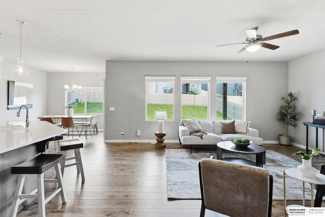 4801 N 181st Street, Elkhorn, NE 68022