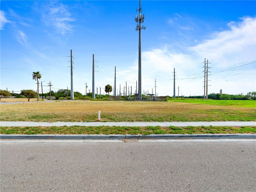 5710 La Playa St, Corpus Christi, TX 78414 — photo 5
